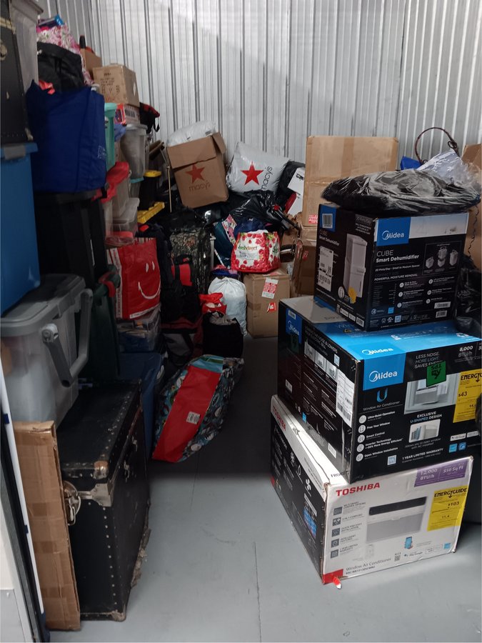 10 x 15 storage unit in Haledon, NJ