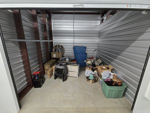 10 x 10 storage unit in Warrington, PA