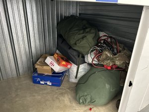 3 x 3 storage unit in Fayetteville, NC