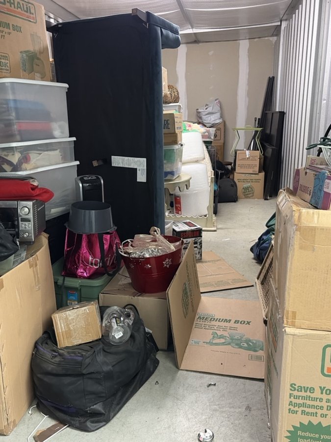 10 x 25 storage unit in Wilmington, NC