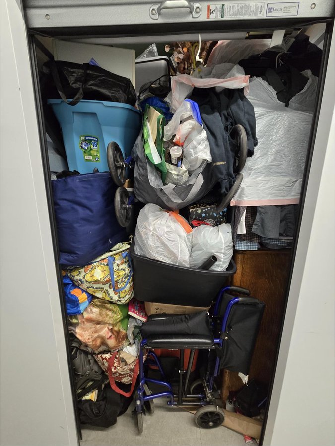 5 x 10 storage unit in Warrington, PA
