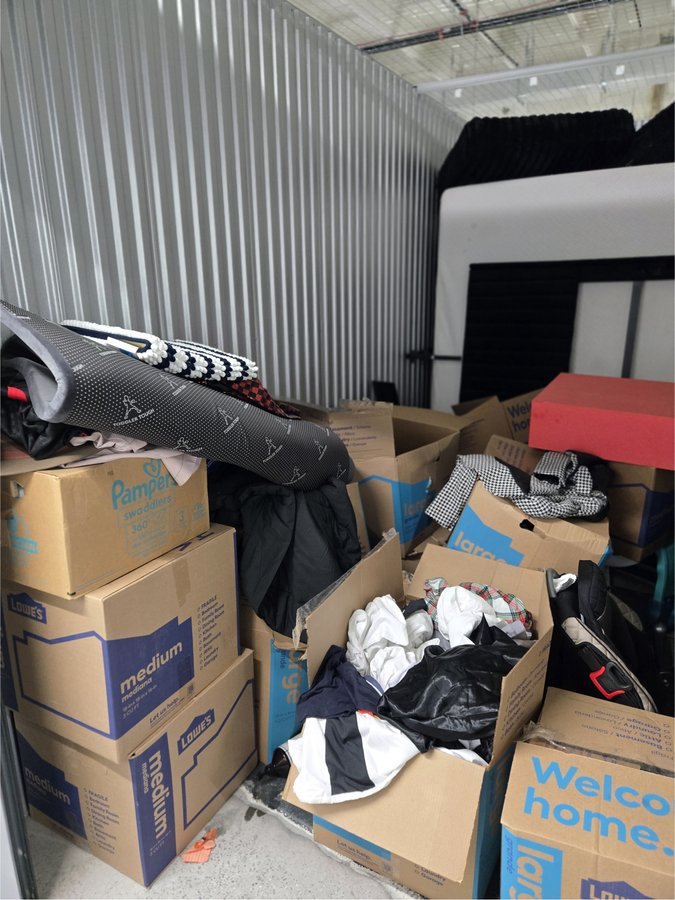 10 x 15 storage unit in Charlotte, NC