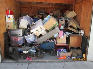 10 x 10 unit in Bakersfield