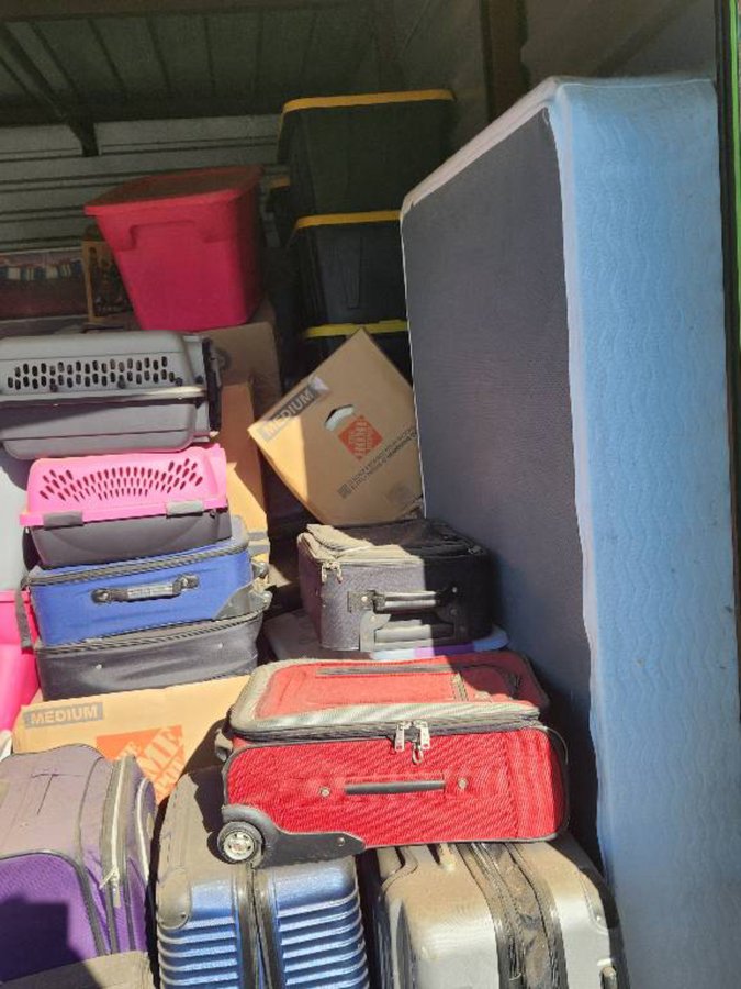 10 x 15 storage unit in Rocklin, CA