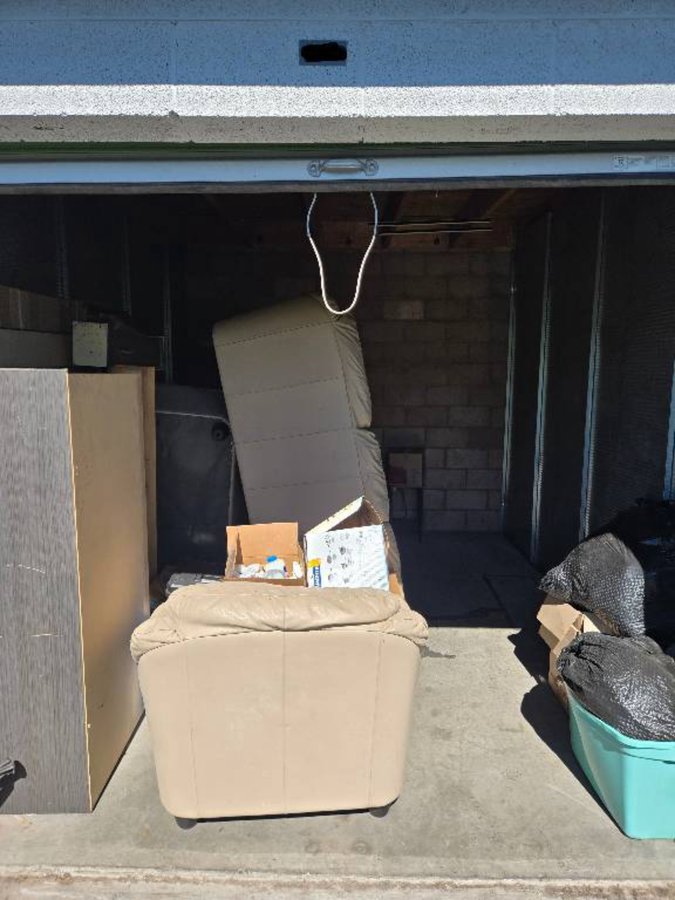 10 x 15 storage unit in Las Vegas, NV