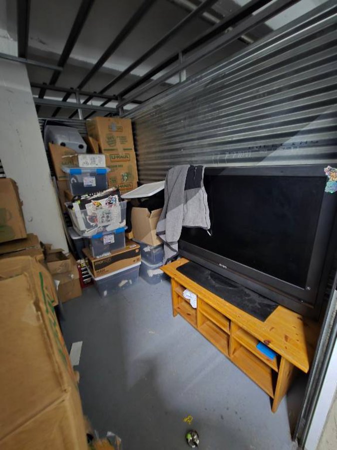 6 x 10 storage unit in San Francisco, CA