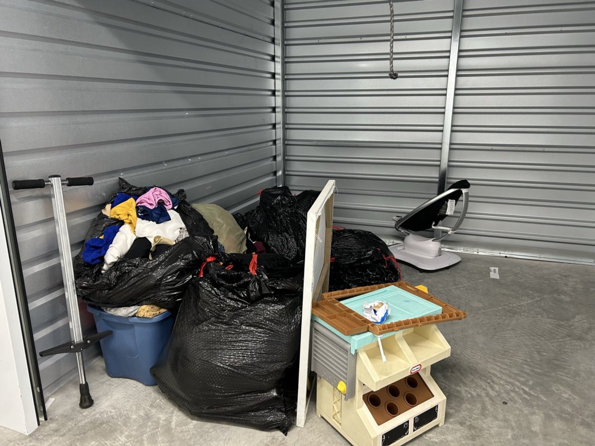 10 x 10 storage unit in North Las Vegas, NV