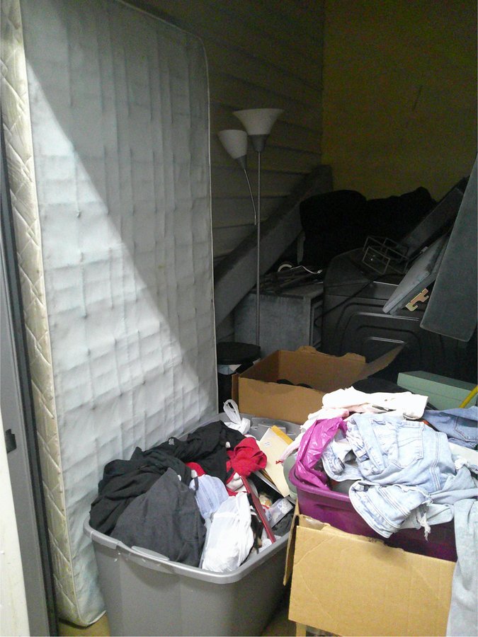 6 x 10 storage unit in Gary, IN