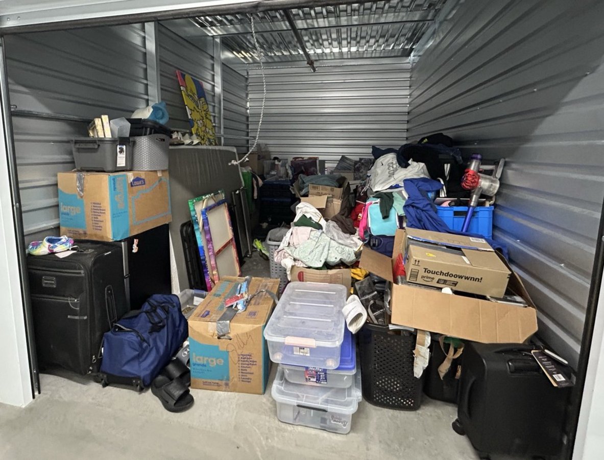 10 x 15 storage unit in North Las Vegas, NV
