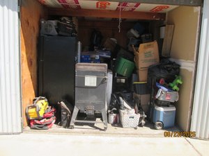 10 x 10 unit in Bakersfield