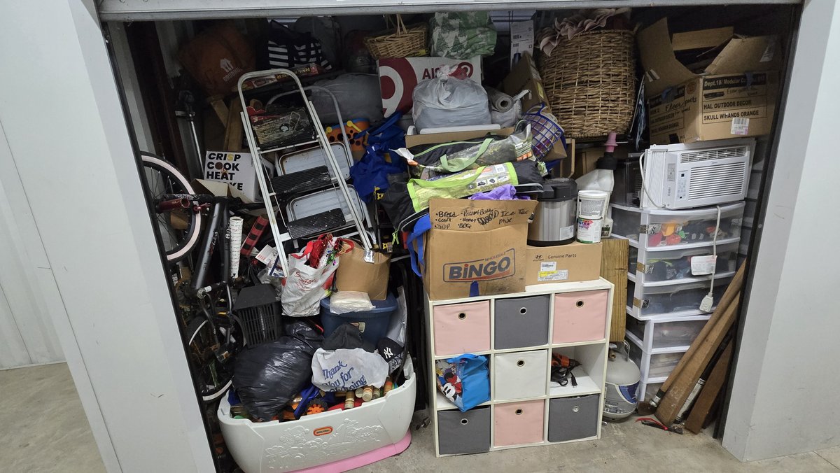 10 x 15 storage unit in Bayville, NJ