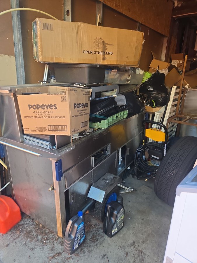 10 x 30 storage unit in Laurel, MD