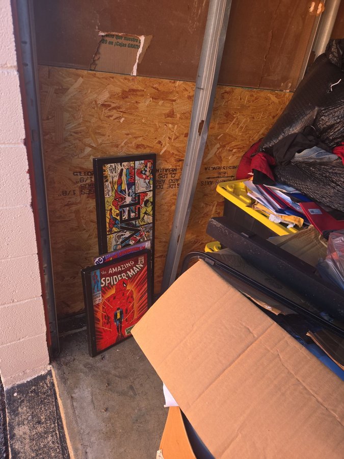 10 x 10 storage unit in Laurel, MD