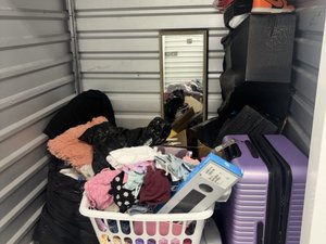 5 x 5 storage unit in Orlando, FL