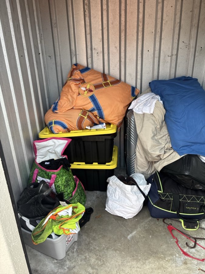 5 x 5 storage unit in Orlando, FL