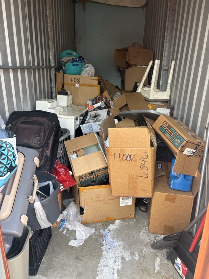 5 x 15 storage unit in Orlando, FL