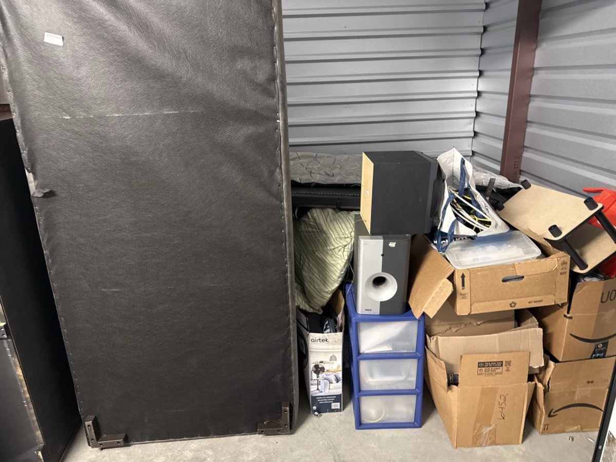 10 x 7 storage unit in Fayetteville, NC