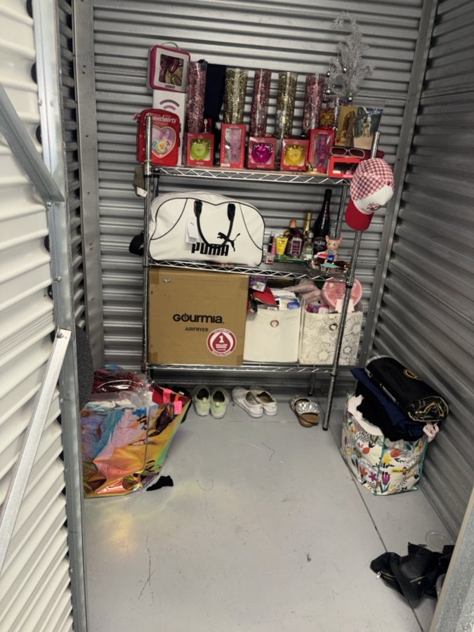 5 x 5 storage unit in Orlando, FL