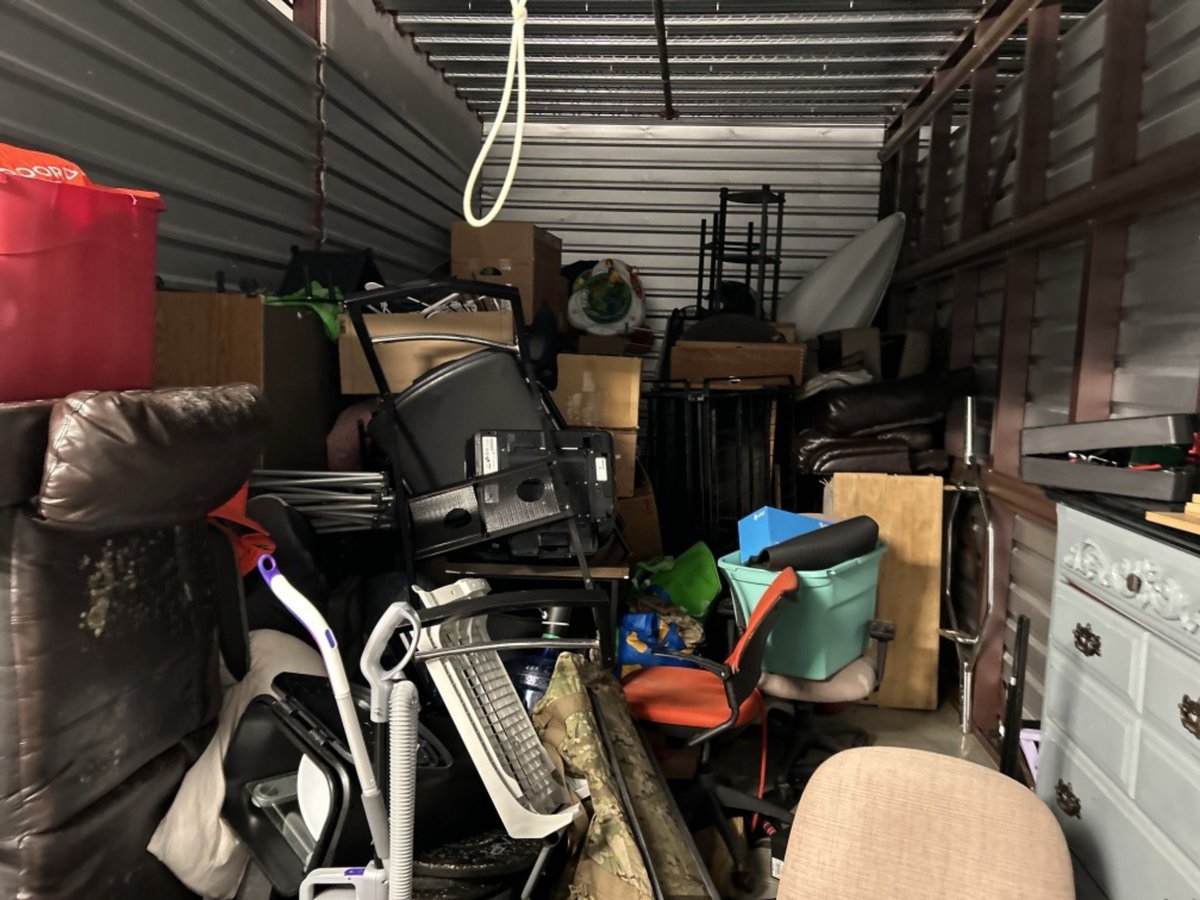 10 x 20 storage unit in Fayetteville, NC