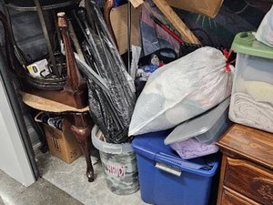 10 x 10 storage unit in Tallahassee, FL