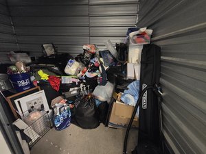 10 x 15 unit in Des Moines