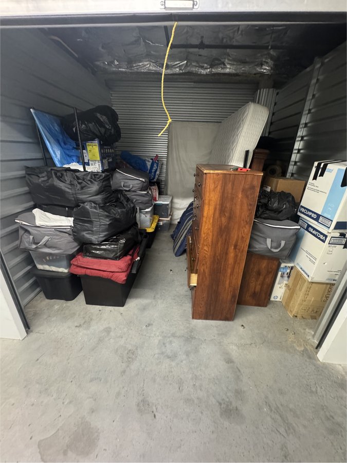 10 x 10 storage unit in Bronx, NY