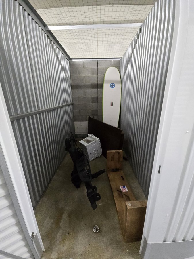 5 x 10 storage unit in Bethesda, MD