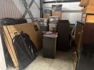 10 x 10 storage unit in Owings Mills, MD