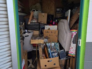 10 x 10 storage unit in Dallas, TX