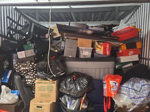 10 x 10 storage unit in Owings Mills, MD