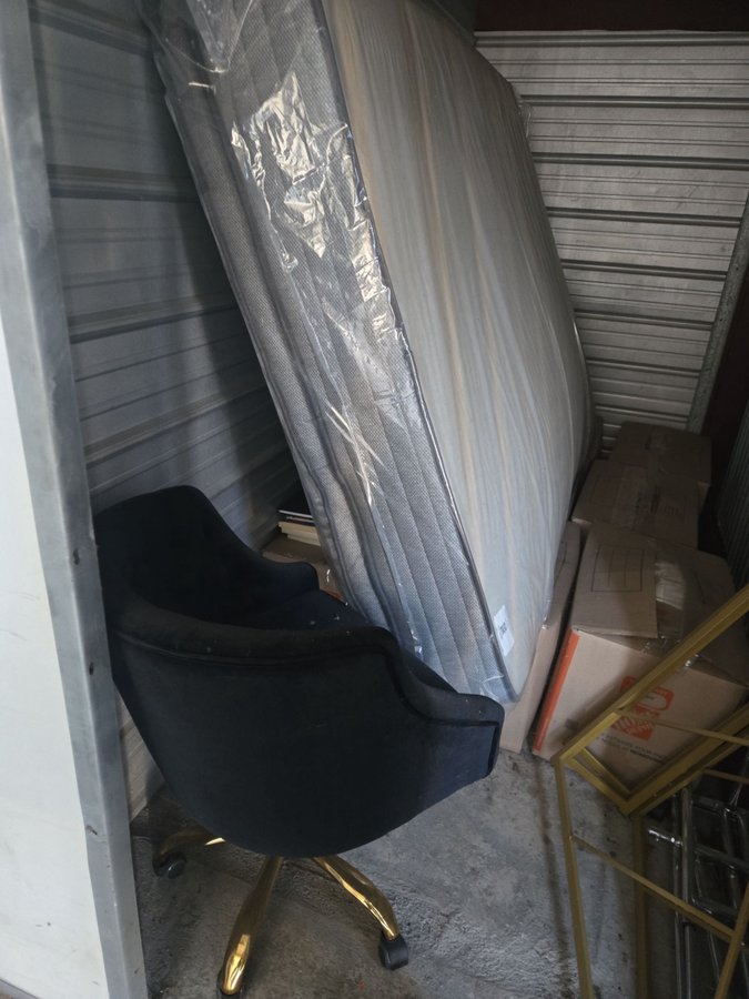 5 x 10 storage unit in Bel Air, MD