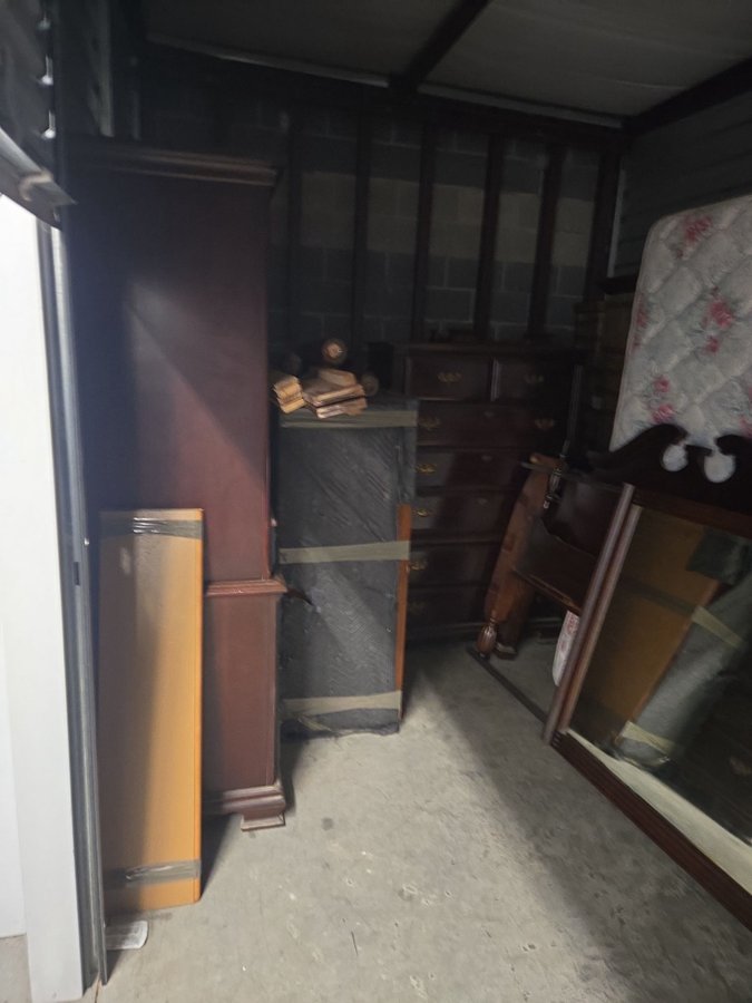 10 x 20 storage unit in Bel Air, MD