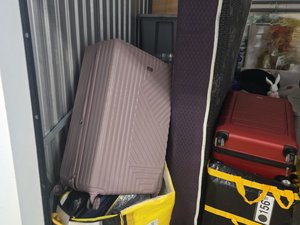 10 x 10 storage unit in Towson, MD