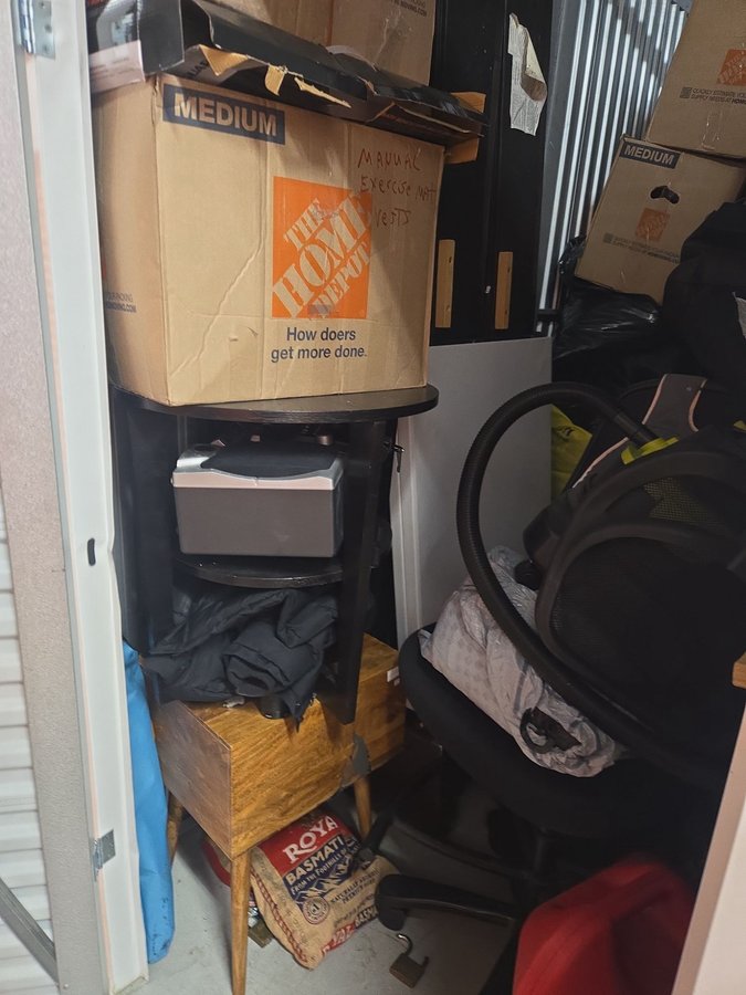 5 x 10 storage unit in Owings Mills, MD