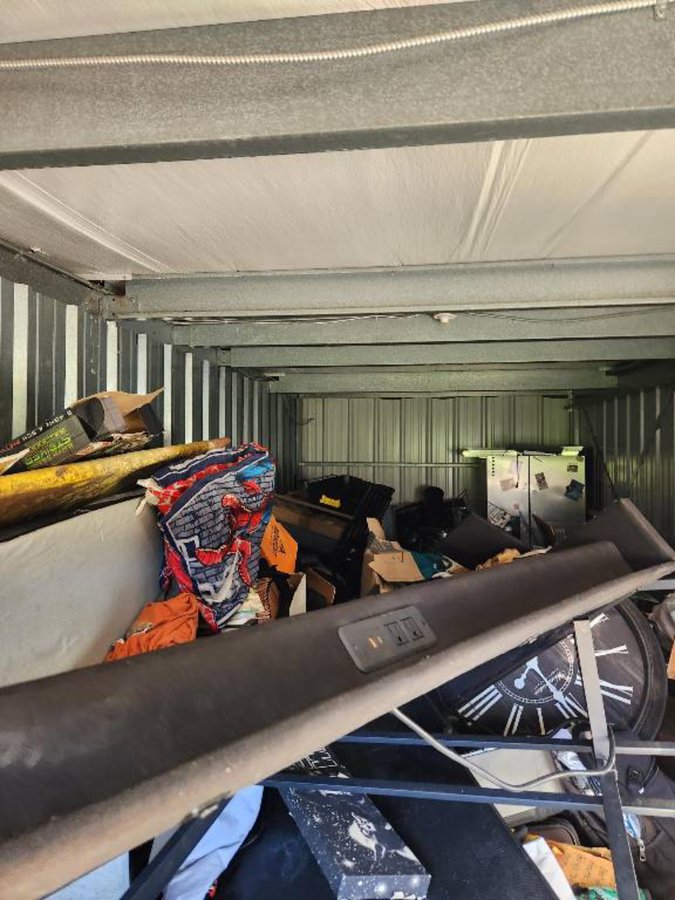 10 x 25 storage unit in Chesapeake, VA