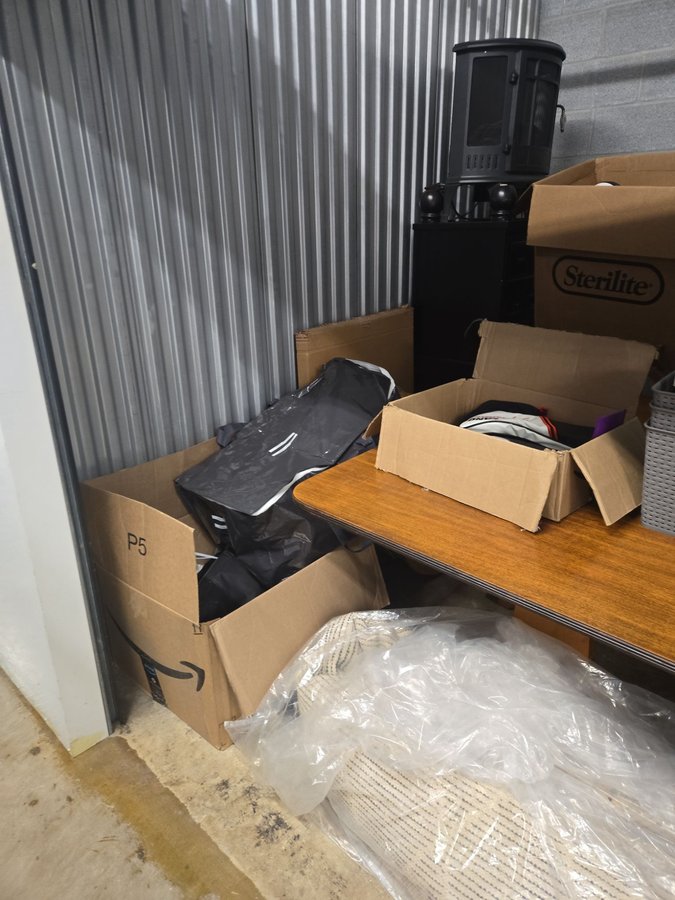 10 x 10 storage unit in Towson, MD