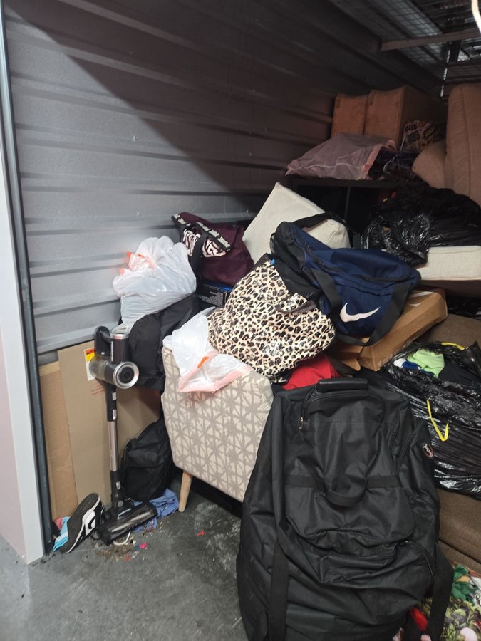 10 x 15 storage unit in Nottingham, MD