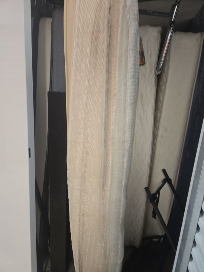 5 x 10 storage unit in Lutherville Timonium, MD