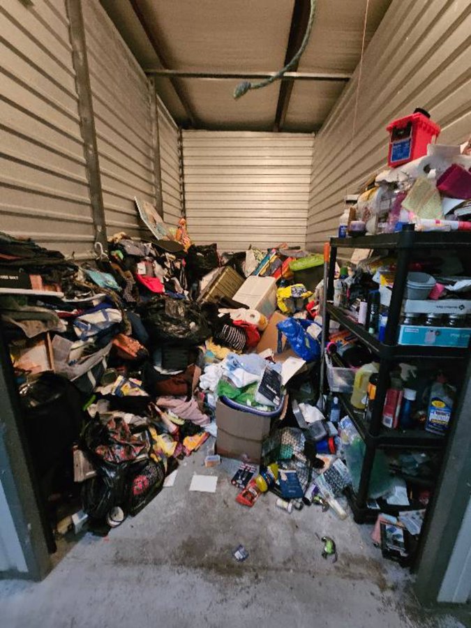 8 x 15 storage unit in Norfolk, VA