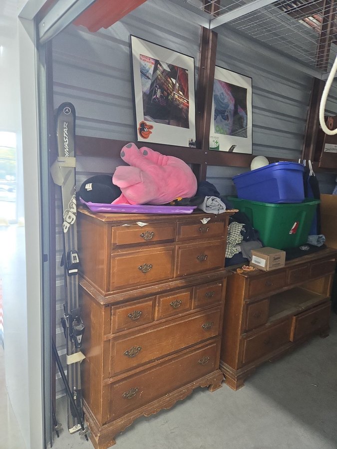 10 x 15 storage unit in Nottingham, MD