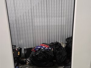 10 x 5 storage unit in Solon, OH