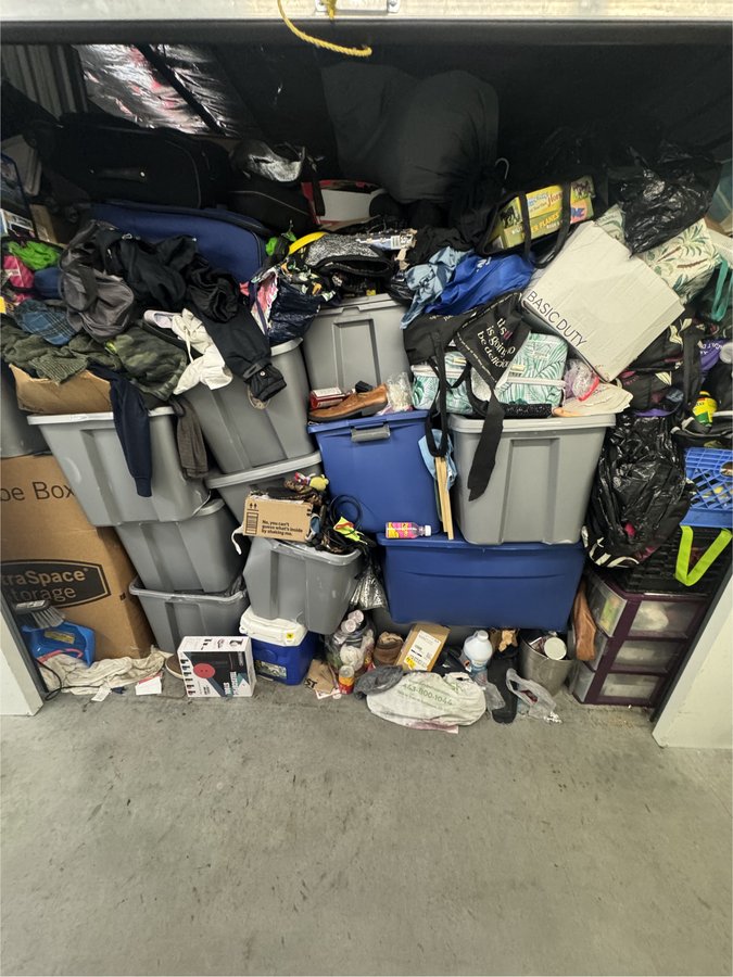 10 x 10 storage unit in Bronx, NY