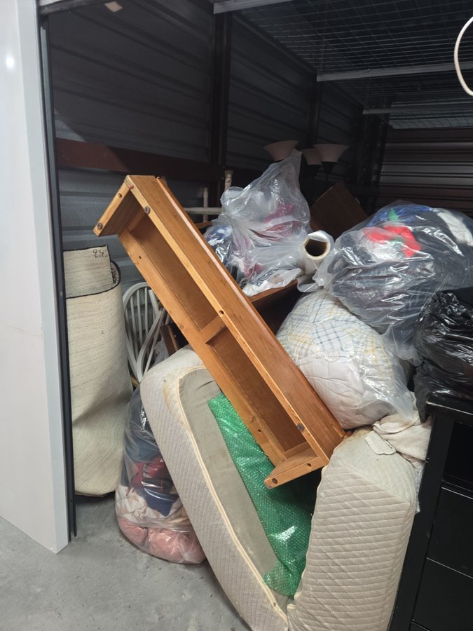 10 x 20 storage unit in Nottingham, MD