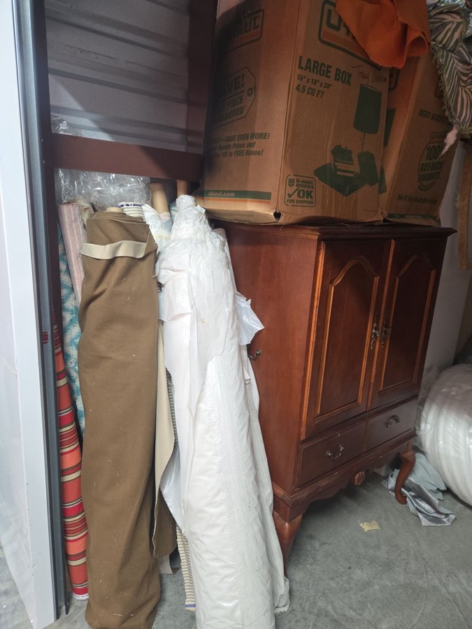 10 x 20 storage unit in Nottingham, MD