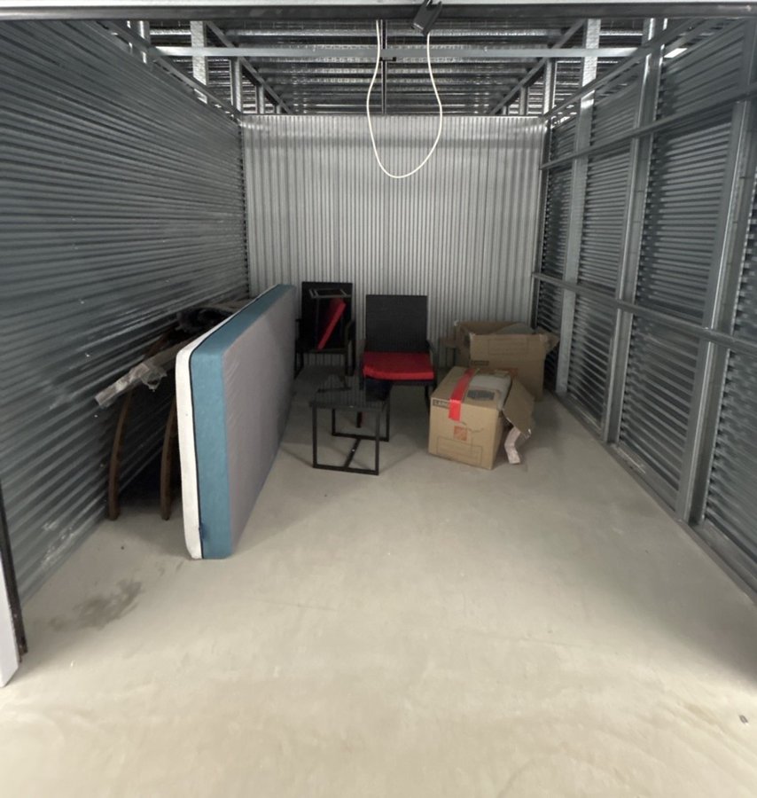 10 x 10 storage unit in Mount Vernon, NY