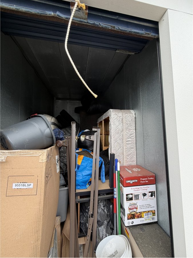 5 x 10 storage unit in Albany, NY