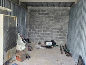 10 x 20 storage unit in Lincoln Park, MI