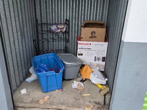 5 x 5 storage unit in Lincoln Park, MI