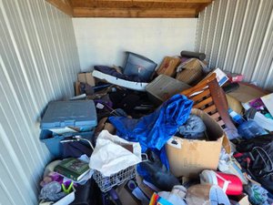 10 x 15 storage unit in Bloomington, IN