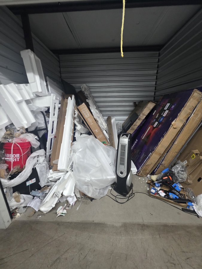 10 x 10 storage unit in Mesa, AZ